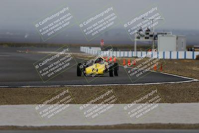 media/Nov-16-2025-CalClub SCCA (Sun) [[2975c16dfc]]/Group 2/Turn 1/